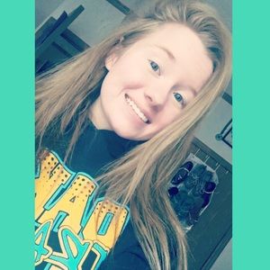 Meet your Posher, Cierra